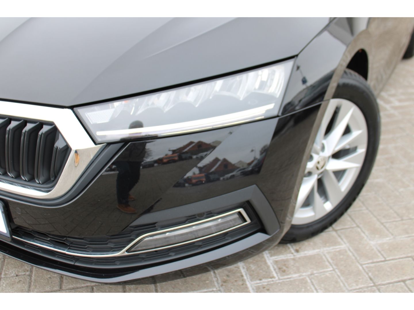 Fahrzeugabbildung SKODA Octavia Style Combi 1.4 TSI iV PHEV DSG Navi LED