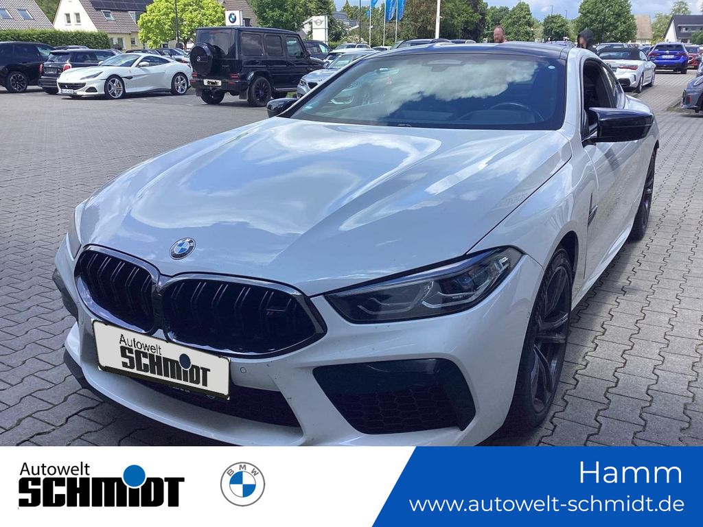 2023 BMW M8
