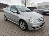Mercedes-Benz B 160 1-Hand/8xBereift/Klima/Top Gepflegt - Mercedes-Benz B 160 mit Benzin-Antrieb: Limousine, Schaltgetriebe