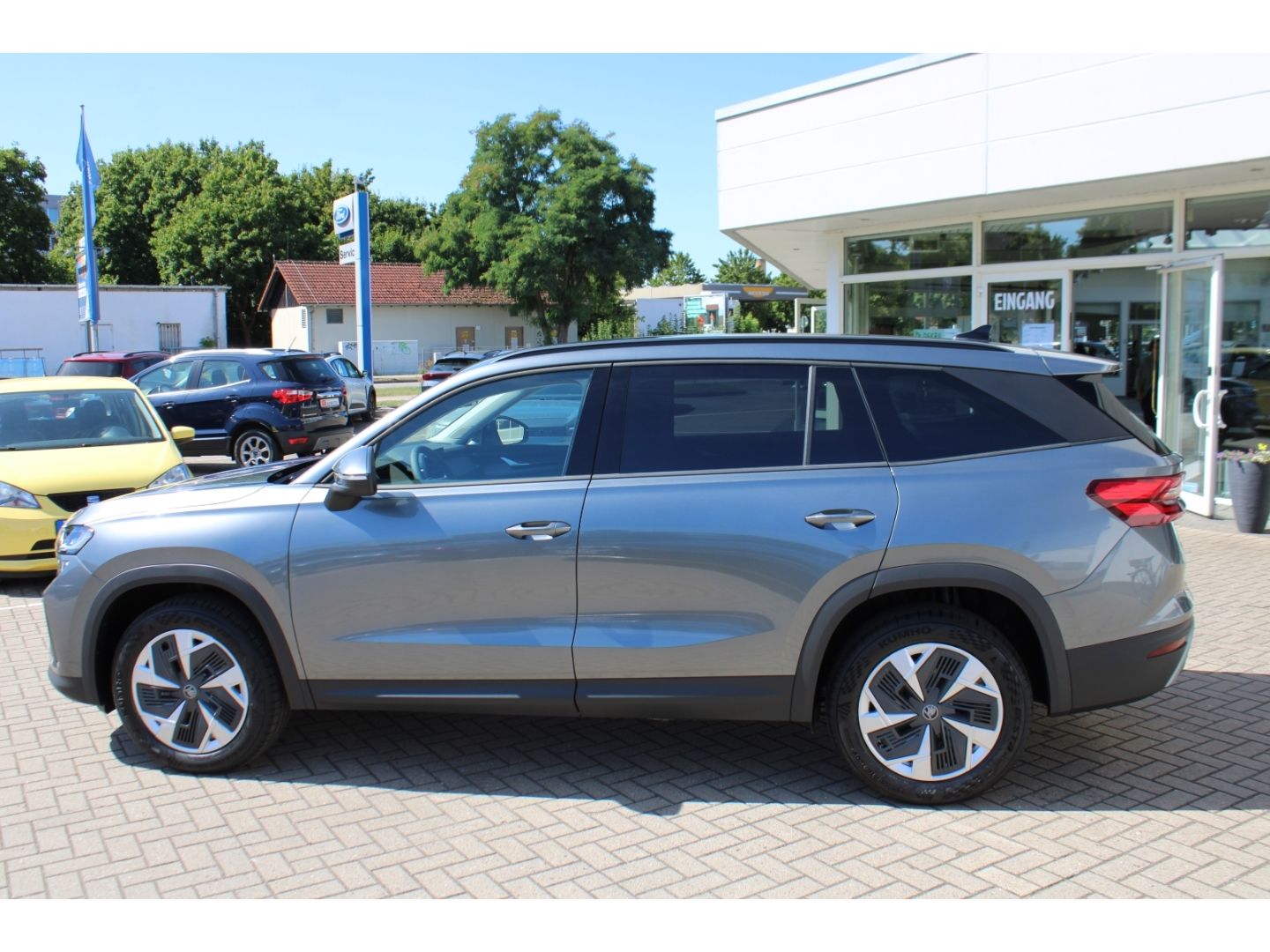 Fahrzeugabbildung SKODA Kodiaq Selection 1,5 TSI mHEV ACC AHK LED TWA RF