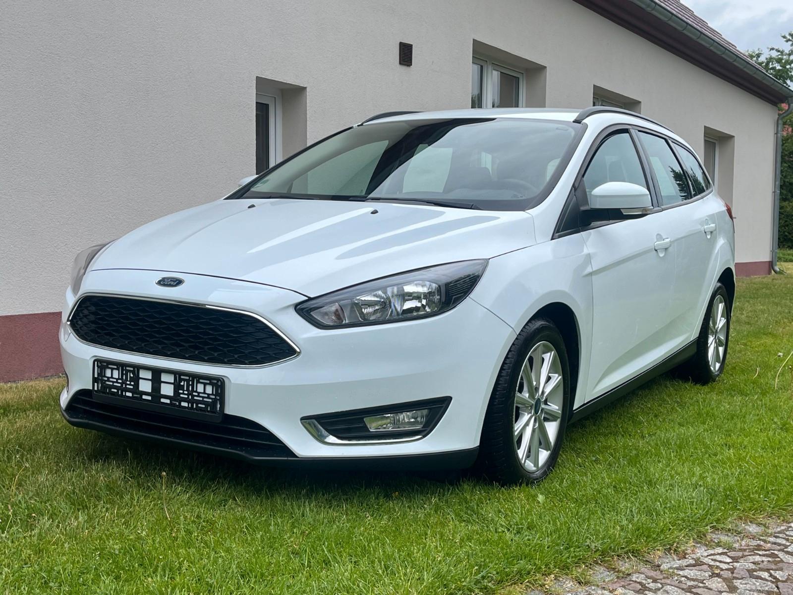 Ford Focus Turnier Business  Zahnriemen & Tüv neu
