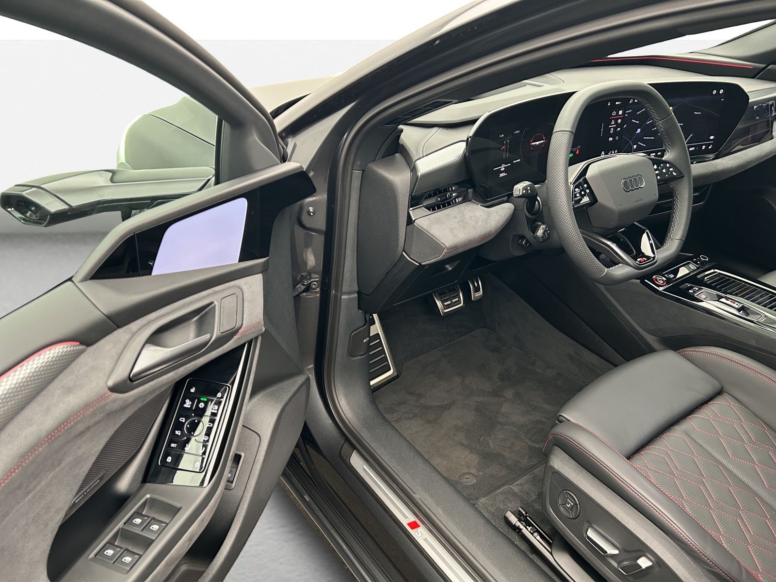 Audi S6 e-tron - Bild 15