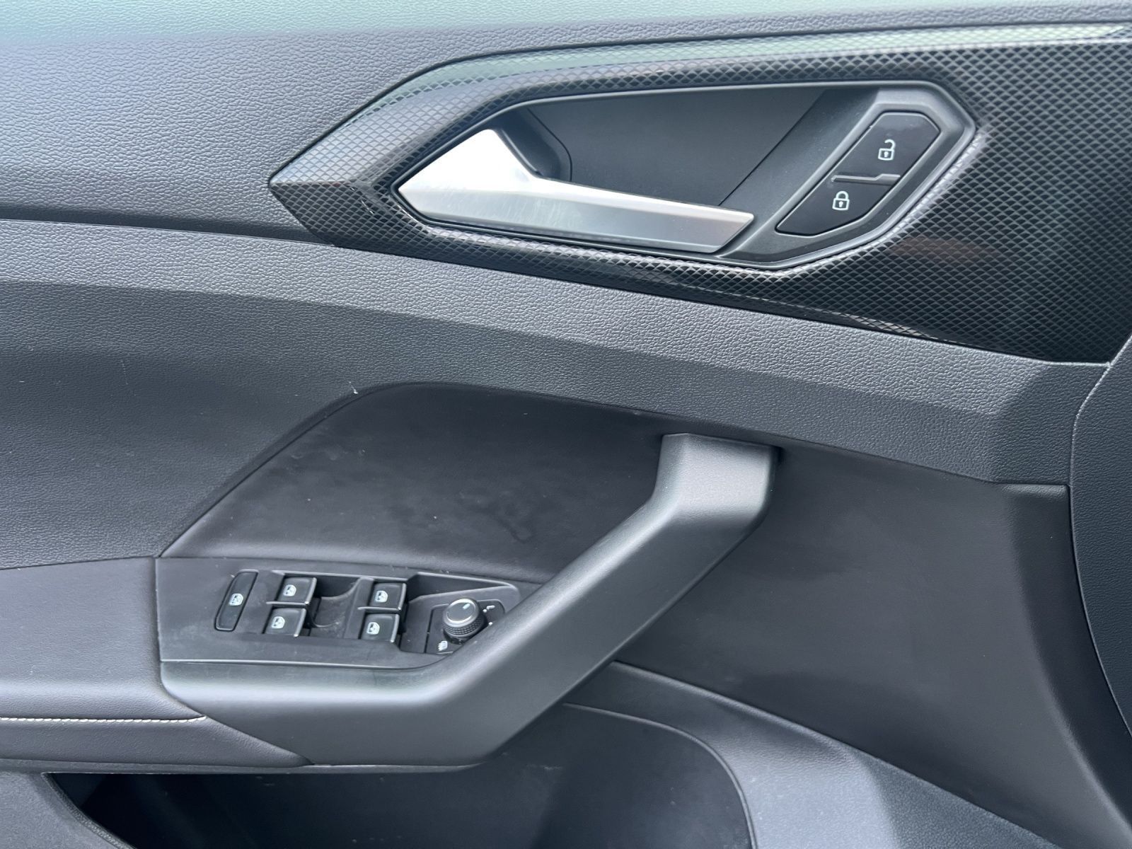 Volkswagen T-Cross - Bild 8