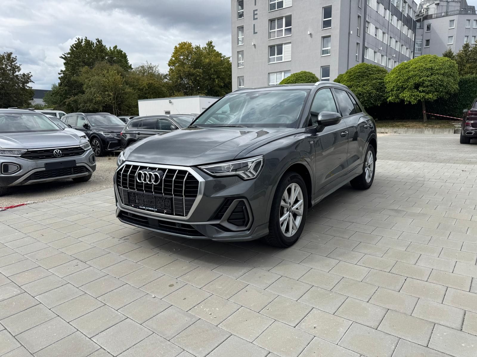 Audi Q3 35 TFSI S line AHK /  foto 3