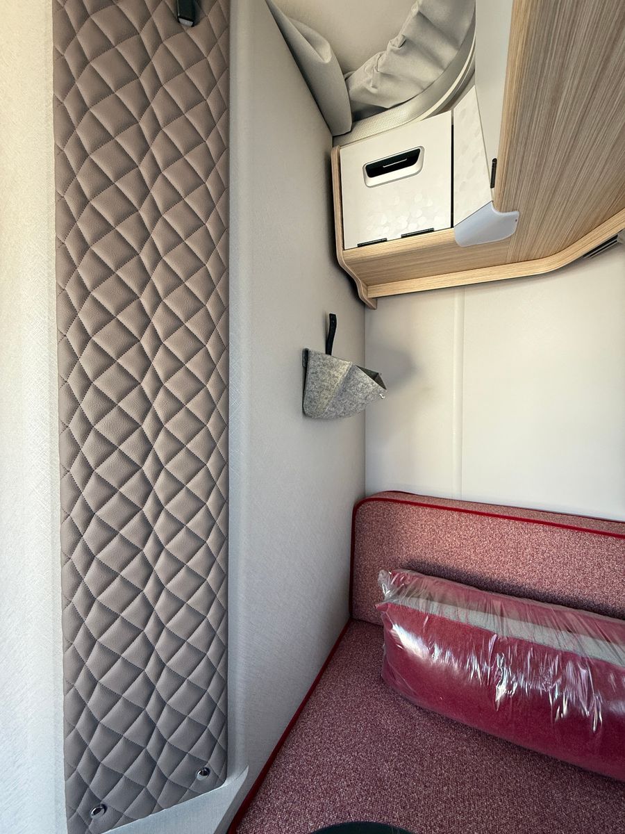 Fahrzeugabbildung HYMER / ERIBA / HYMERCAR Eriba Touring 542 Tango Red  - 5.344€ SPAREN!