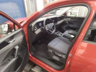 Volkswagen Tiguan - 4