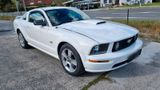 Ford Mustang GT - Ford Mustang aus 2006: Coupé
