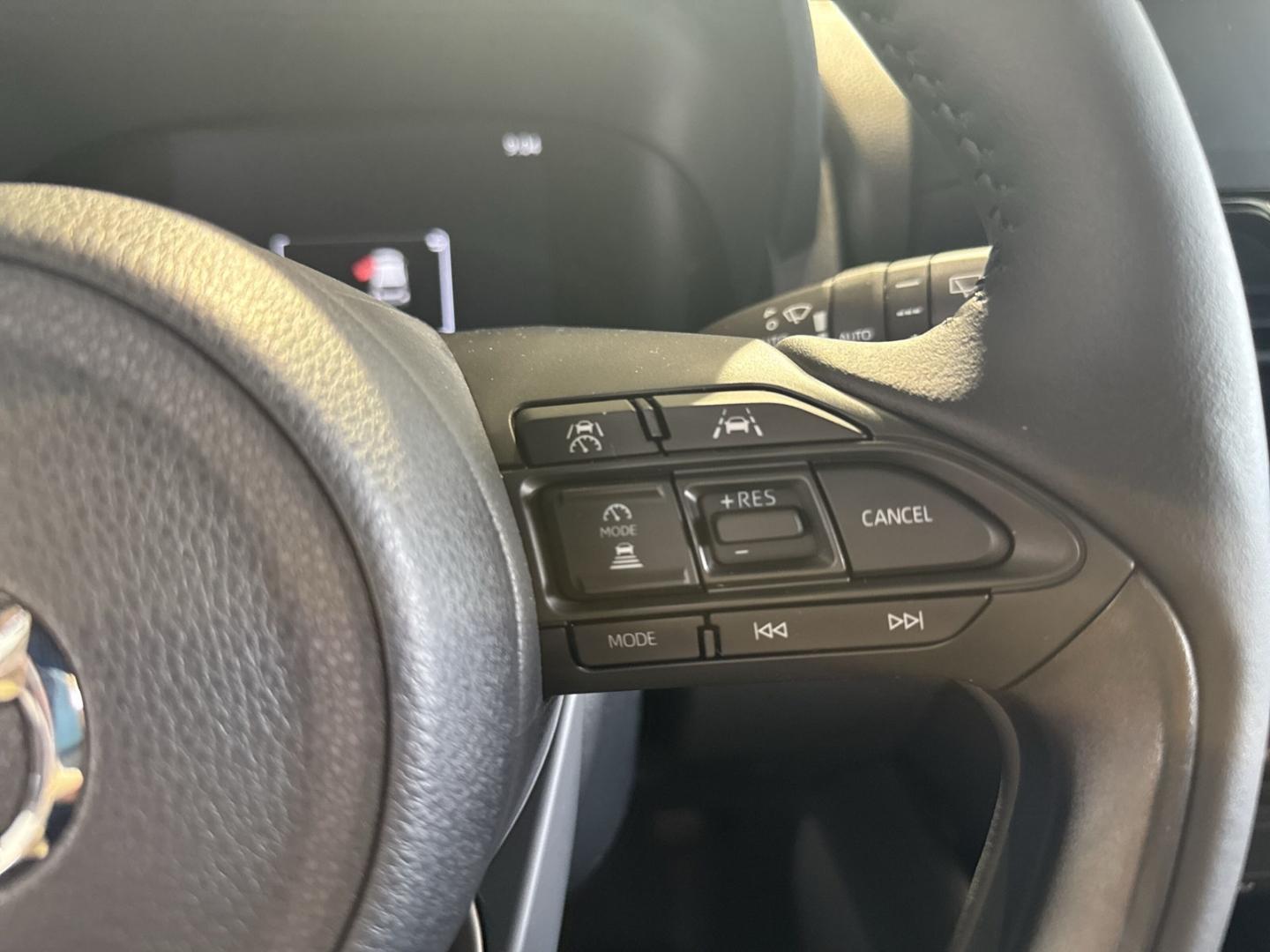 Mazda 2 Hybrid Homura Digitales Cockpit LED ACC Apple 