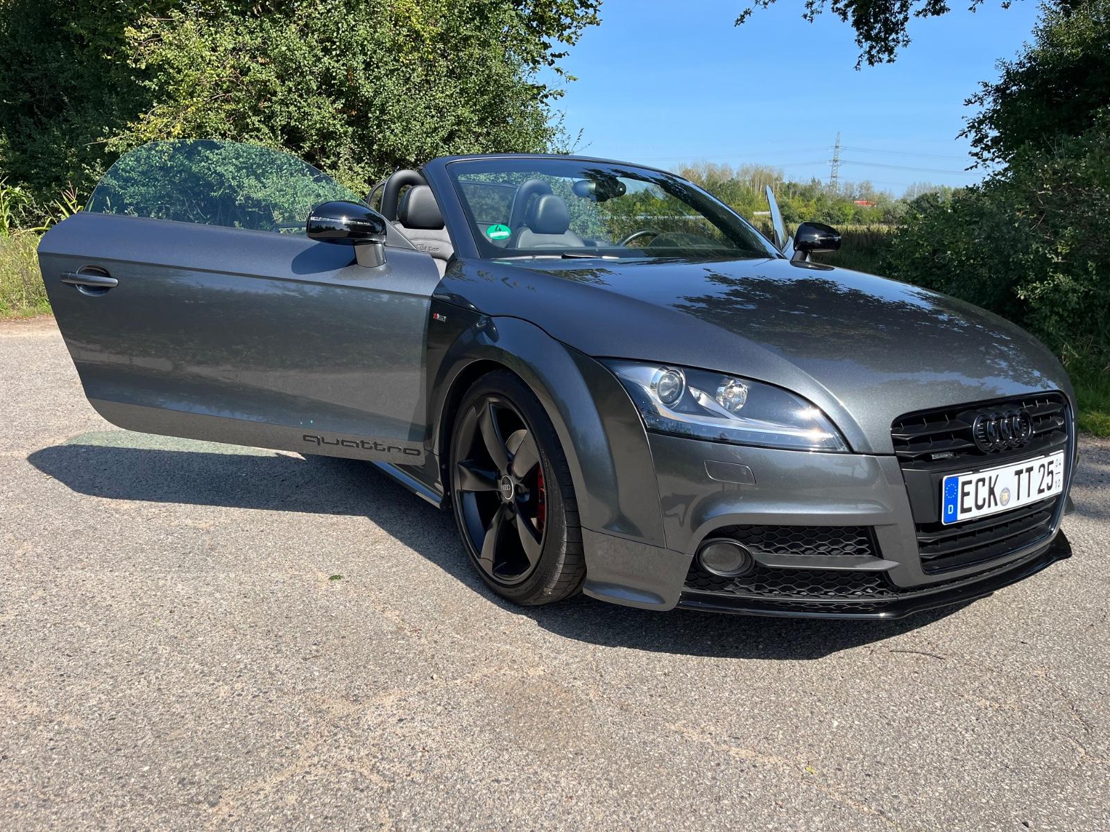 Audi TT Roadster 2.0 TDI S tronic quattro -