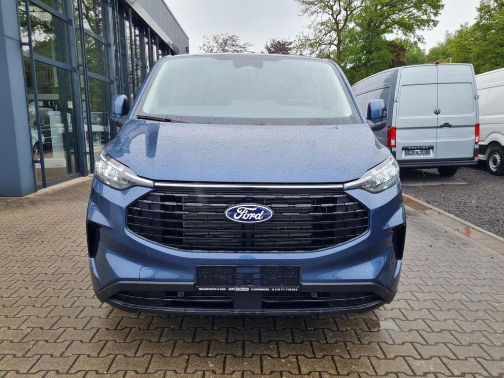 Ford Tourneo Custom — fotografia 3