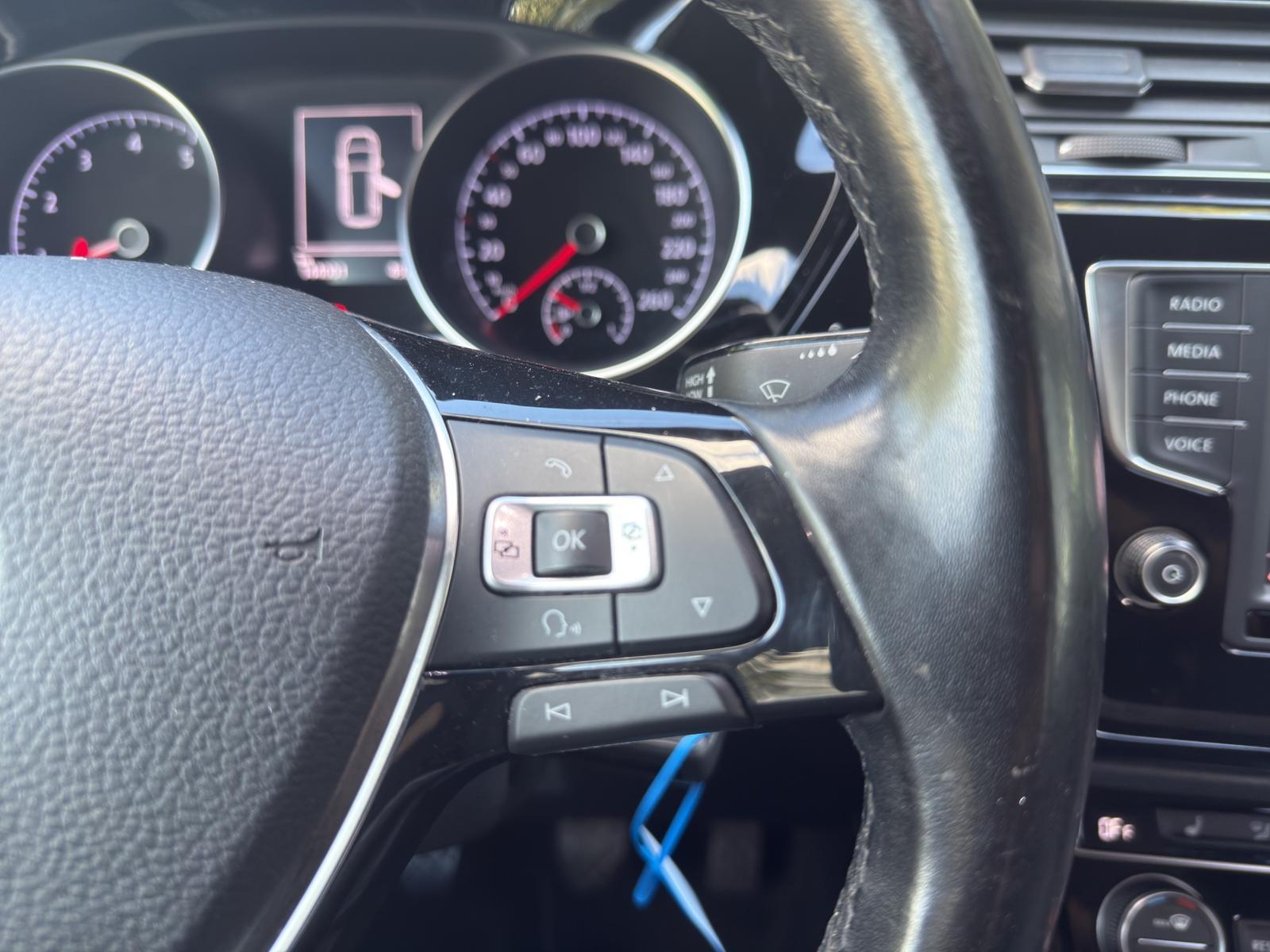 Volkswagen Touran Comfortline|NAVI|1.HAND|KAMERA