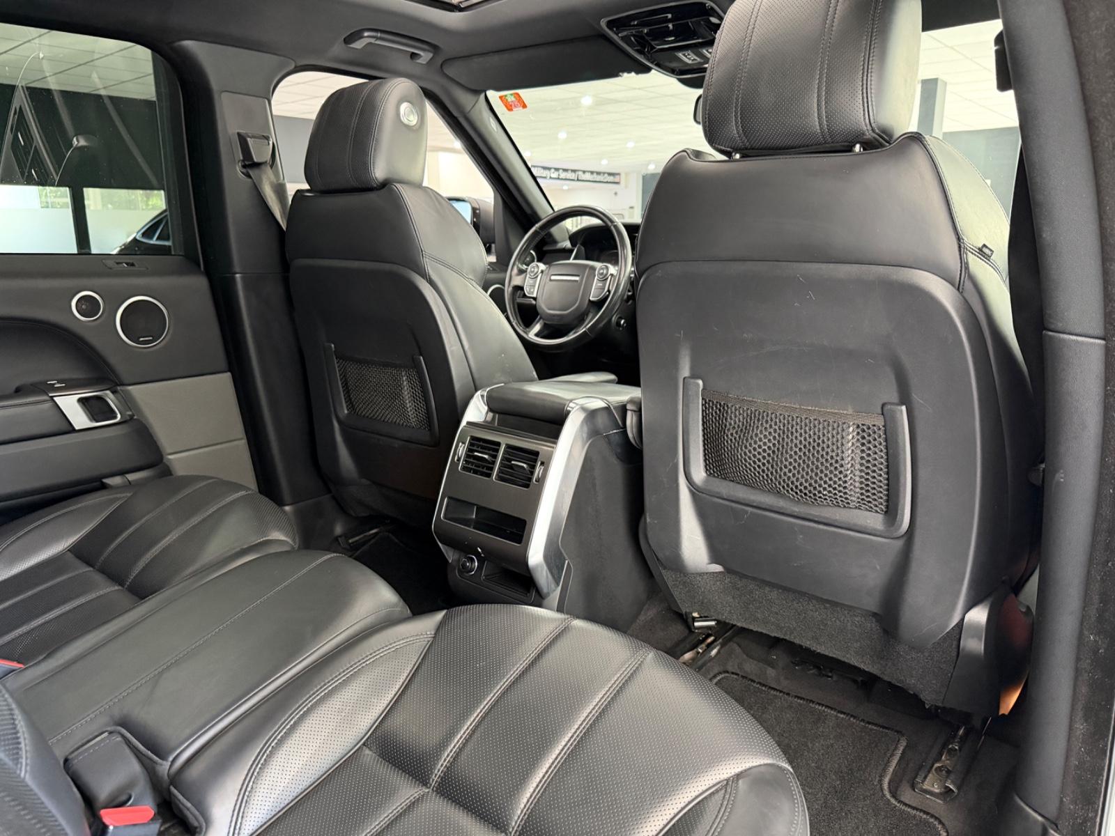 LAND ROVER RANGE ROVER SPORT RR SDV6 306CH - BVA - AUTOBIOGRAPHY - MERIDIAN - TOIT OUVRANT PANORAMIQUE