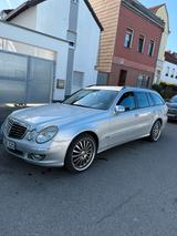 Mercedes-Benz Mercedes Benz E320 CDI EVO Sportpaket - Mercedes-Benz E 320 aus 2008: Cdi