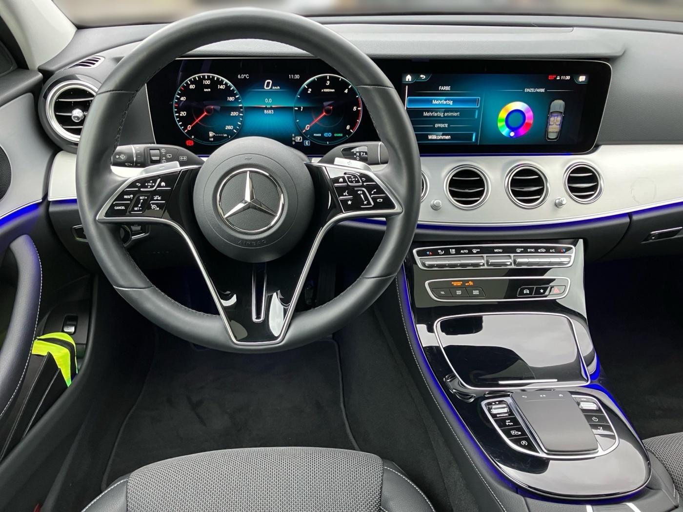 Mercedes-Benz E 220 d T AMG Memory*LEDmulti*360*EasyP*Panorama