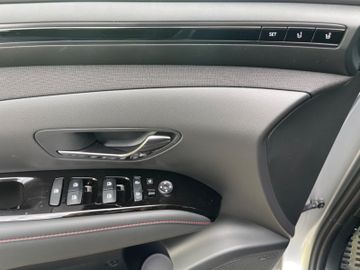 Fahrzeugabbildung Hyundai TUCSON 1.6 T-GDi 180PS DCT 48V 4WD N-LINE VOLL