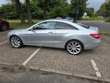 Mercedes-Benz E 350 Coupé E 350 CGI BlueEFFICIENCY ELEGANC... - Mercedes-Benz E 350: Cgi