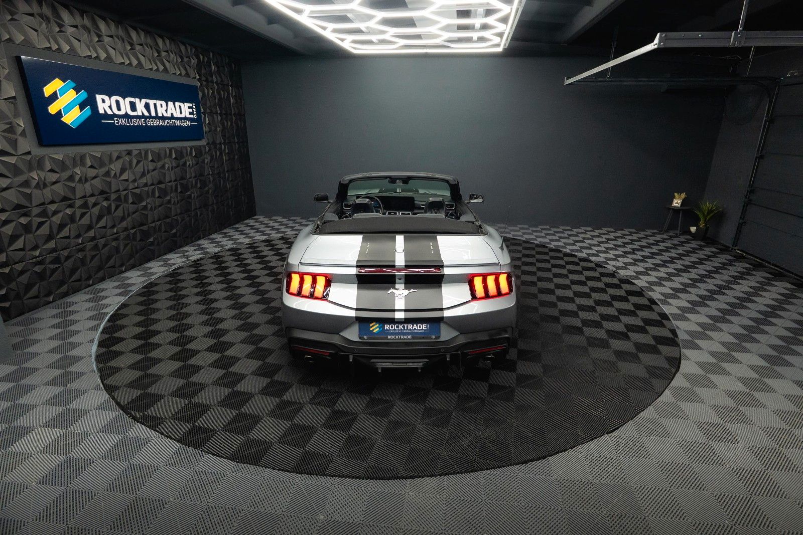 Fahrzeugabbildung Ford Mustang GT Cabrio DARK HORSE PREMIUM MY2024 19%