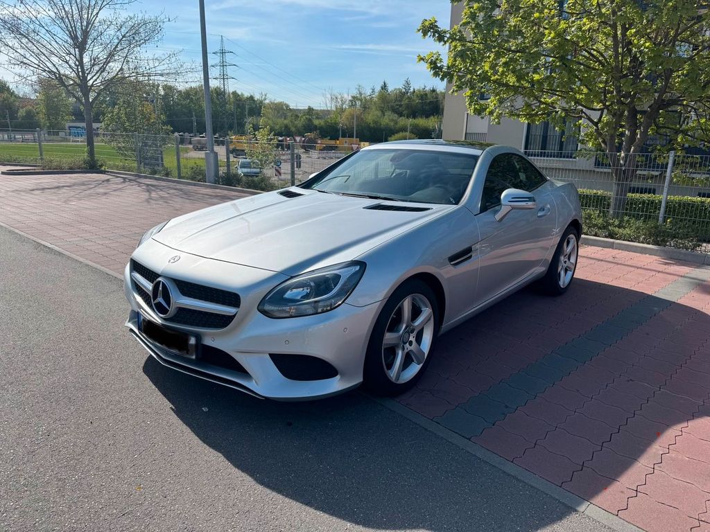 Image of Mercedes-Benz SLC 200