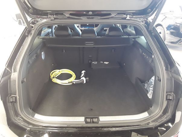 Volkswagen Passat Variant - Bild 7