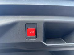 Foto Nummer 14: PEUGEOT 5008
