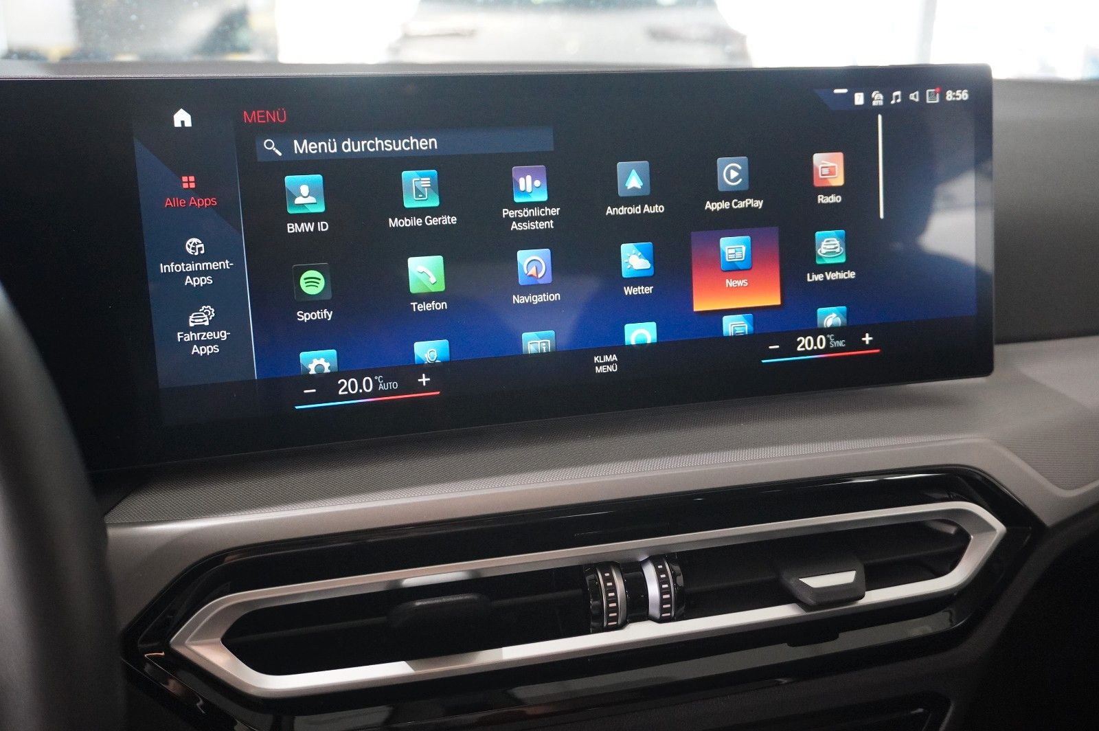 Fahrzeugabbildung BMW 320D TOURING X-DRIVE NAVI/LED/VIRTU./SHZ/DAB+