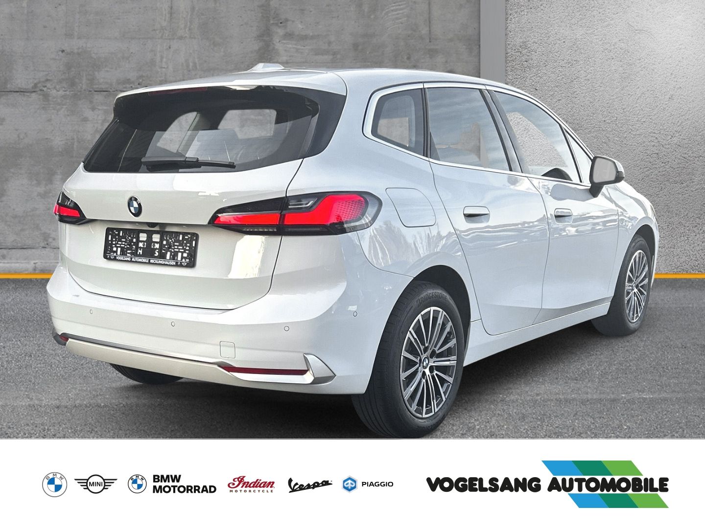 Fahrzeugabbildung BMW 218 Active Tourer i Luxury Line,LEDScheinwerfer,