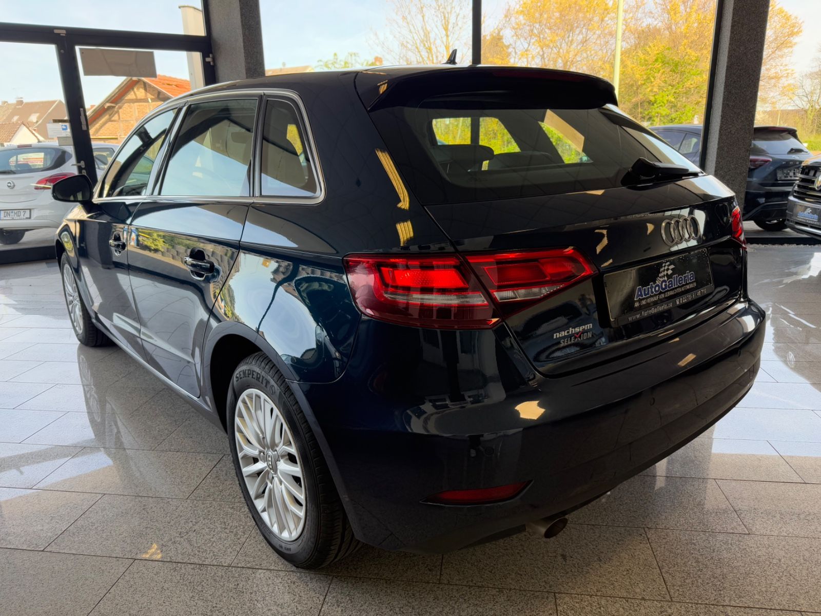 Audi A3 Sportback Automatik Navi Klima SHZ Alcantara foto 8