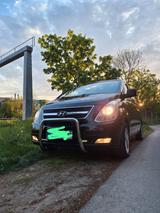Hyundai H-1 Starex - schwarze Hyundai H-1 Starex