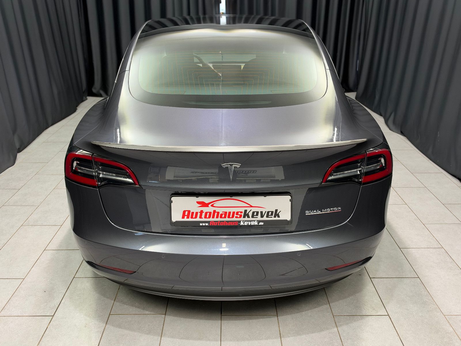 Fahrzeugabbildung Tesla Model 3 Performance Dual AWD |PANO|PREMIUM-SOUND