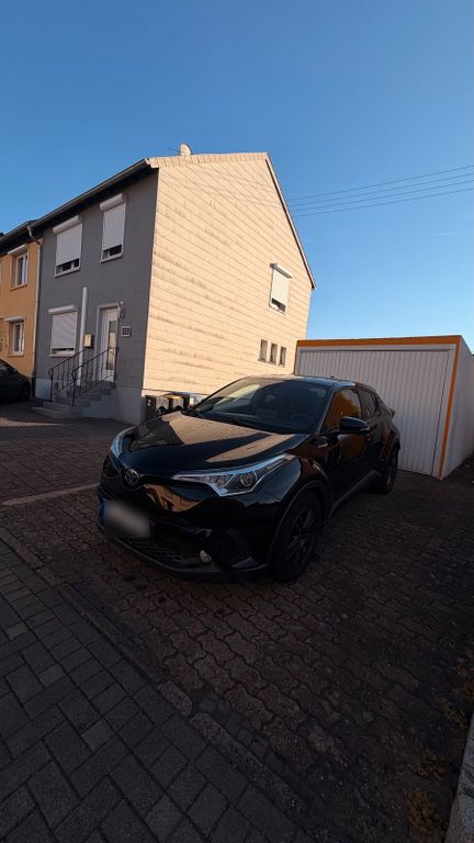 Image of Toyota C-HR