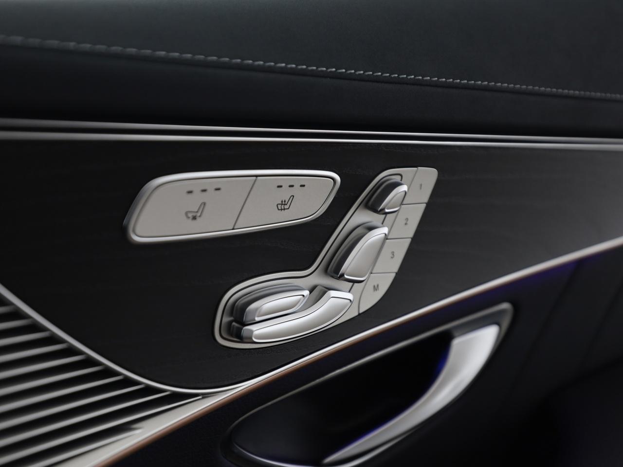 Mercedes-Benz EQC 400 4M AMG Sitzklima SHD AHK HUD TV-Tuner