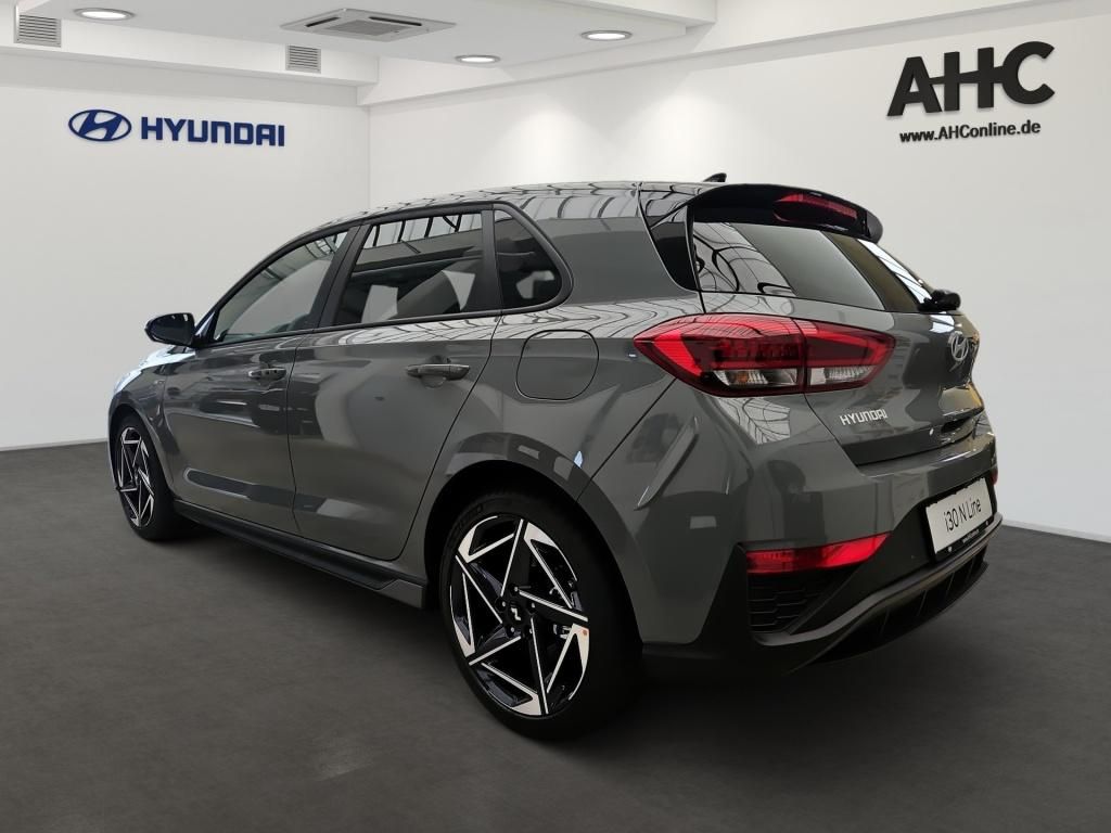 Fahrzeugabbildung Hyundai i30 1.5 T-GDI 7-DCT N-Line 2xKlima Navi LED PDC