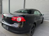 Volkswagen Eos 2.0 Motor NEU , Leder SHZ Cabrio - Volkswagen Eos in Solingen