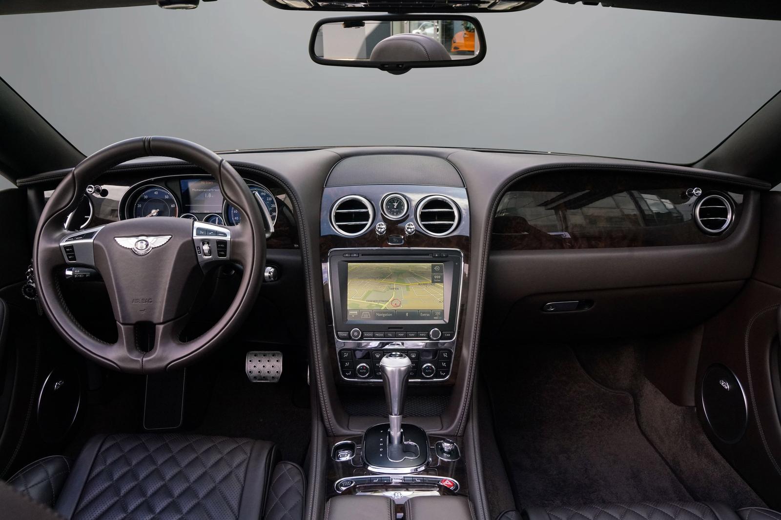 Bentley Continental Supersports GTC - 1 of 710