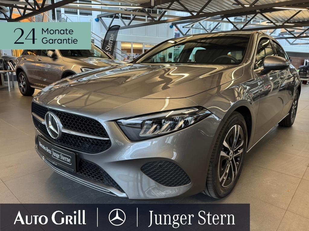 Mercedes-Benz A 180 Progressive Panorama Kamera Distro Carplay
