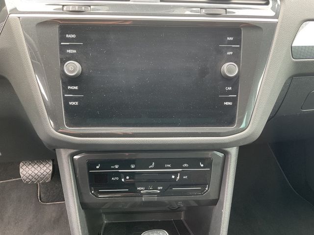 Tiguan 2.0 TDI DSG Life SHZ KAMERA NAVI ACC LED