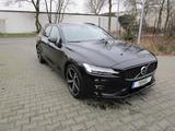 Volvo V60 B4 Benzin Plus Dark Leder digitales Cockpit  - Gebrauchtwagen in Herne