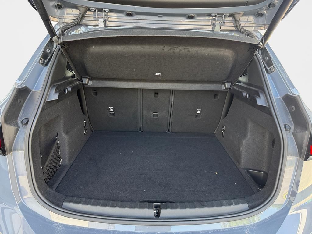 BMW 218 Active Tourer - Bild 18