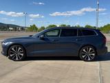 Volvo V60 T4 Inscription *Navi*HUD*PANO*LEDER*19 Zoll - Volvo V60 von privat