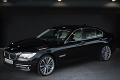 BMW 730d xDrive AHK HUD - TOP Ausstattung Unfallfrei