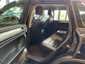 Volkswagen Touareg V6 TDI BMT DSG *NAVI*XENON*LEDER*DAB*