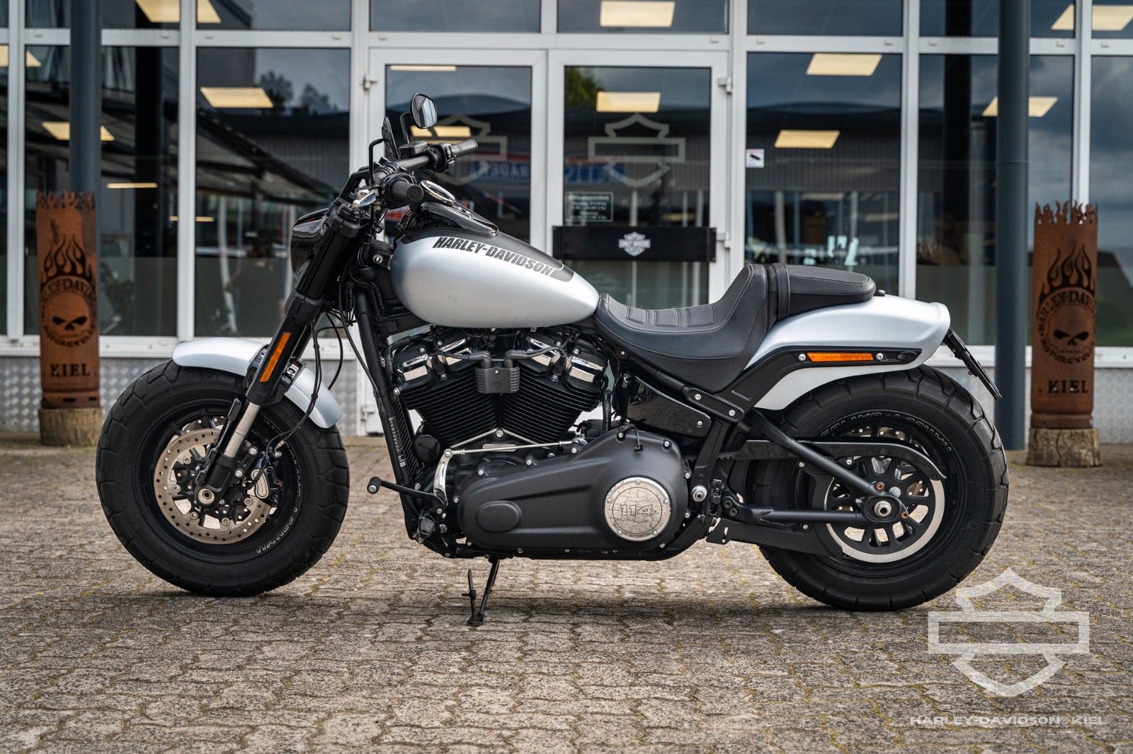 Fahrzeugabbildung Harley-Davidson FAT BOB 114 FXFBS SOFTAIL - JEKILL&HYDE - 1.HAND