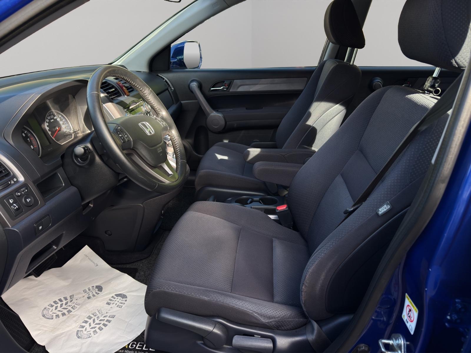 Honda CR-V 2.0 i-VTEC 150 ch 4WD Elegance • Boîte auto • Clim auto • Attelage • Régulateur