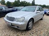 Mercedes-Benz C 240 T 4MATIC ELEGANCE Klimatronik Sitzheizung - Mercedes-Benz C 240: T