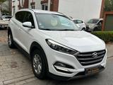 Hyundai Tucson°Intro Edition°4WD°Allrad°Euro 6°Automati°