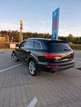 Audi Q7 Sportpaket 7 Sitzplätze V6 3.0 unf... - Audi Q7 Gebrauchtwagen in Berlin