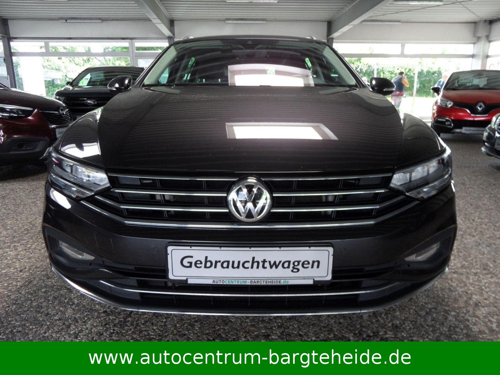 Volkswagen Passat Variant 2.0TSi Aut. Highl. 1.HD+KAMERA+NA