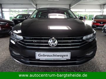 Volkswagen Passat Variant - 1