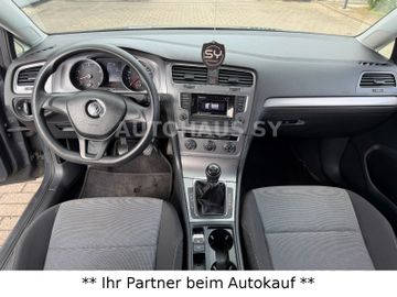 Volkswagen Golf - 12