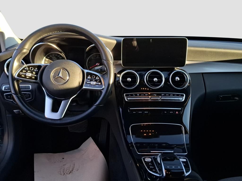 Fahrzeugabbildung Mercedes-Benz C 220 d T-Modell Navi*LED*KeyLess*PakAss*PDC*RFK